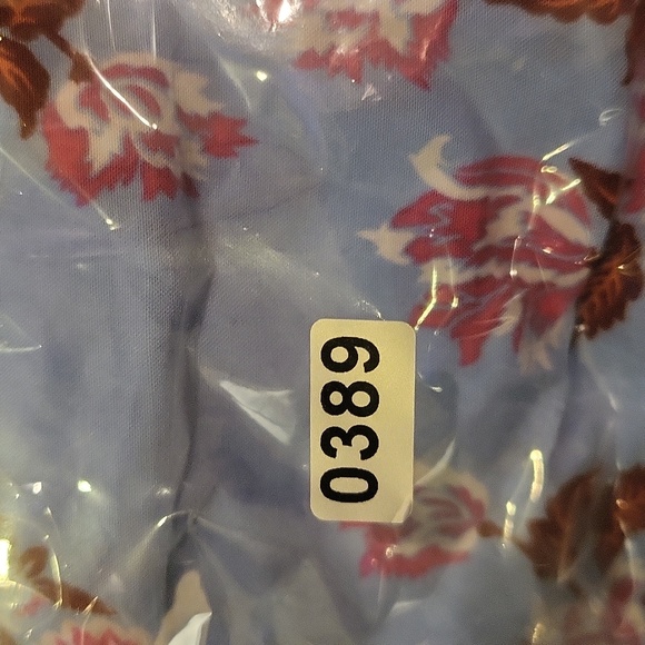 Entro Off Shoulder Lace Trim Sleeve Medium - Picture 7 of 7